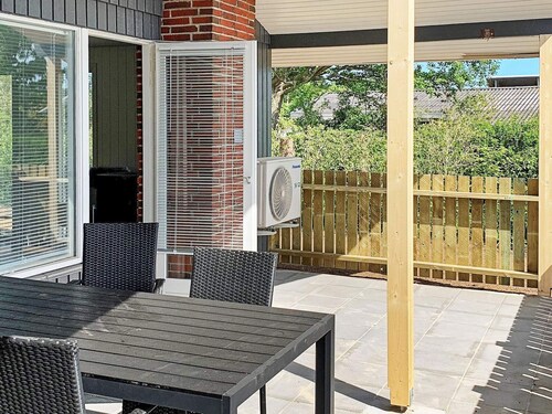6 Person Holiday Home in Juelsminde