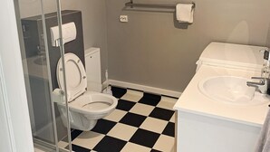 Bathroom - 4 Person Holiday Home in tau (Strand)