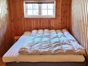 House | 2 bedrooms, individually furnished - 8 Person Holiday Home in Rauland (Vinje)