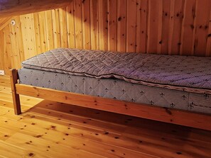 House | 2 bedrooms, individually furnished