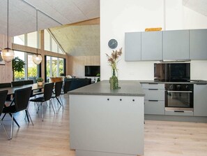 House | Private kitchen | Highchair