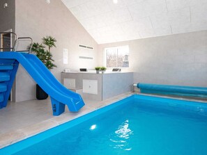 House | Pool | Indoor pool, outdoor pool - Holiday Home in Juelsminde (Juelsminde)
