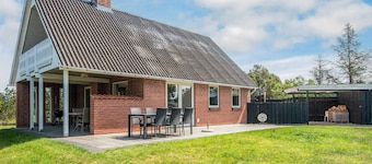 6 Person Holiday Home in Glesborg