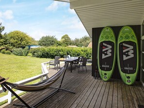 House | Outdoor dining - Holiday Home in PrÃ¦stÃ¸ (Praesto)