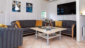 Living area - Holiday Home in PrÃ¦stÃ¸ (Praesto)