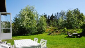 House | Exterior - 4 Person Holiday Home in Tyreso (Tyreso)