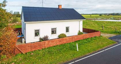 6 Person Holiday Home in Skærbæk
