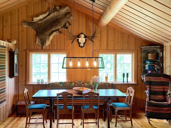 Ferienhaus | Eigene Küche | Kühlschrank, Mikrowelle, Ofen, Geschirrspüler