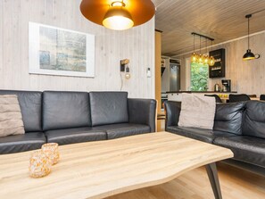 Living area - Holiday Home in Oksbøl (Oksbol)