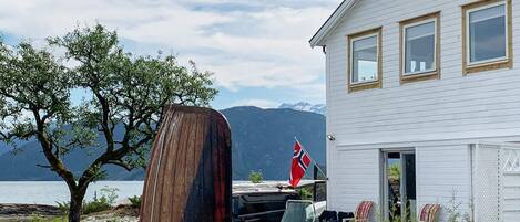 House | Miscellaneous