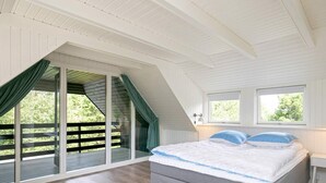 4 Schlafzimmer, Babybetten