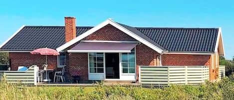 House | Exterior
