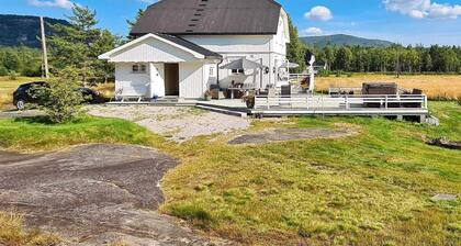 13 Person Holiday Home in Treungen