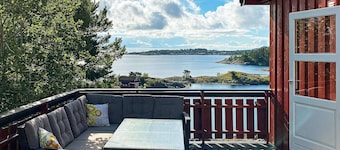 6 Person Holiday Home in Eydehavn