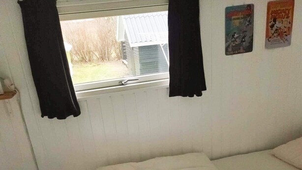 House | 4 bedrooms - 9 Person Holiday Home in Allingabro (Allingåbro)