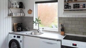 House | Private kitchen | Highchair - 9 Person Holiday Home in Allingabro (Allingåbro)