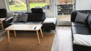 House | Living area - 9 Person Holiday Home in Allingabro (Allingåbro)