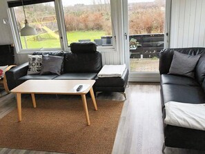Living area - 9 Person Holiday Home in Allingabro (Allingåbro)