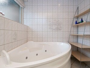 Spa treatment - 8 Person Holiday Home in Blavand (Blavand)