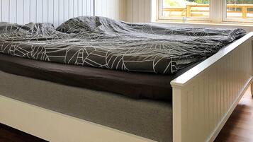 3 bedrooms, individually furnished, bed sheets
