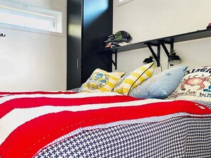 2 bedrooms, individually furnished, bed sheets