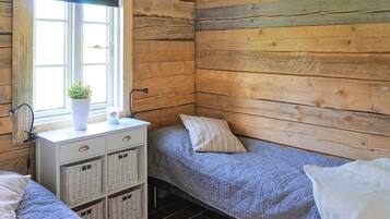 1 bedroom, individually furnished, bed sheets