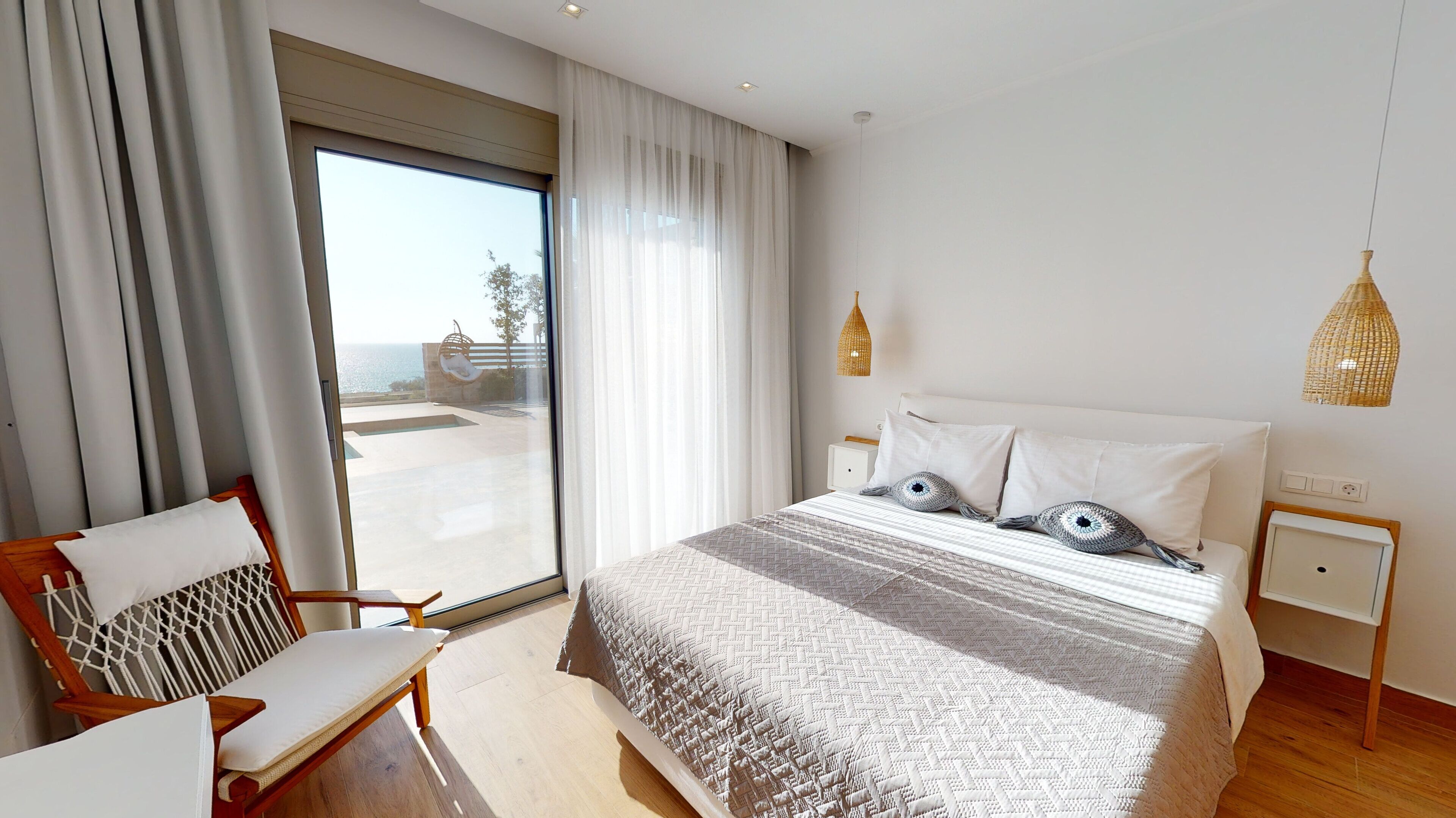 Magnificent view to the sea from our big pool