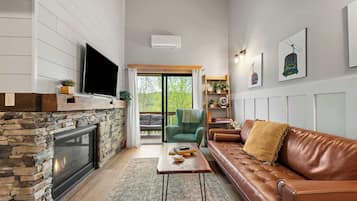 TV, peis, videospill og stereoanlegg