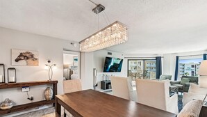 Leilighet, 2 soverom | Spiseområde