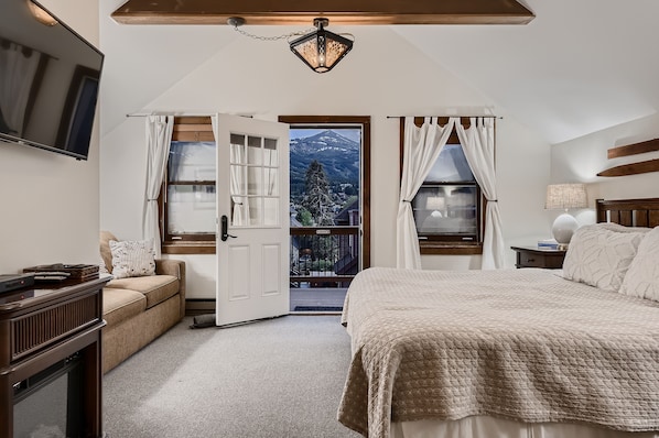 House, Multiple Bedrooms