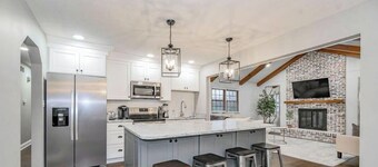 Fully Renovated | Finished Basement | Luxury Beds | Games