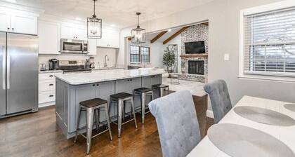 Fully Renovated | Finished Basement | Luxury Beds | Games