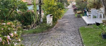 House 4 suites in condominium near Geriba. 