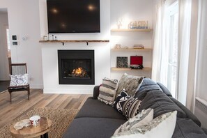 TV, fireplace, DVD player, table football