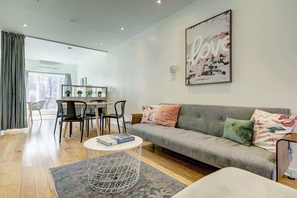 This full floor can sleep up to 18 guests!