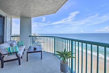 Daytona Beach Shores Vacation Rental | 3BD | 3BA | 2,378 Sq Ft