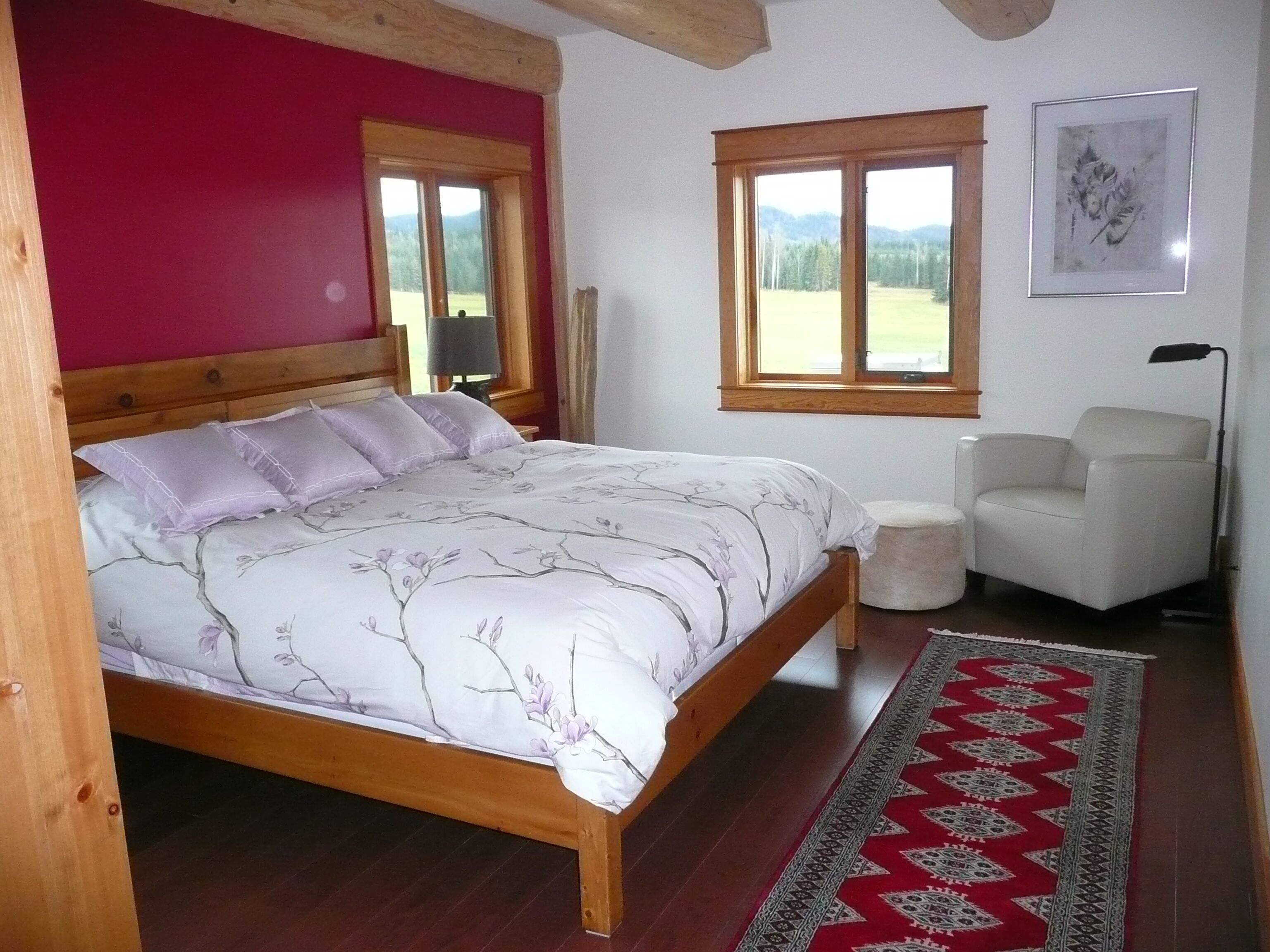 JollyMore | Pink Sky Lodge