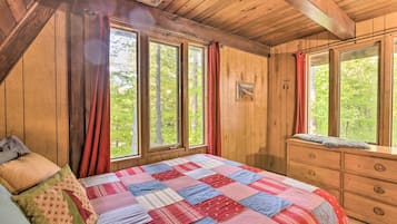 5 makuuhuonetta, silitysrauta/-lauta, vauvan matkasänky, internet