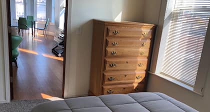 Spacious,elegant 2BR Apartment in Dubuque Downtown