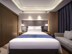 Suite superior, 1 llit de matrimoni gran, accés a la sala del club | Minibar, caixa forta a l'habitació i decoració individual 