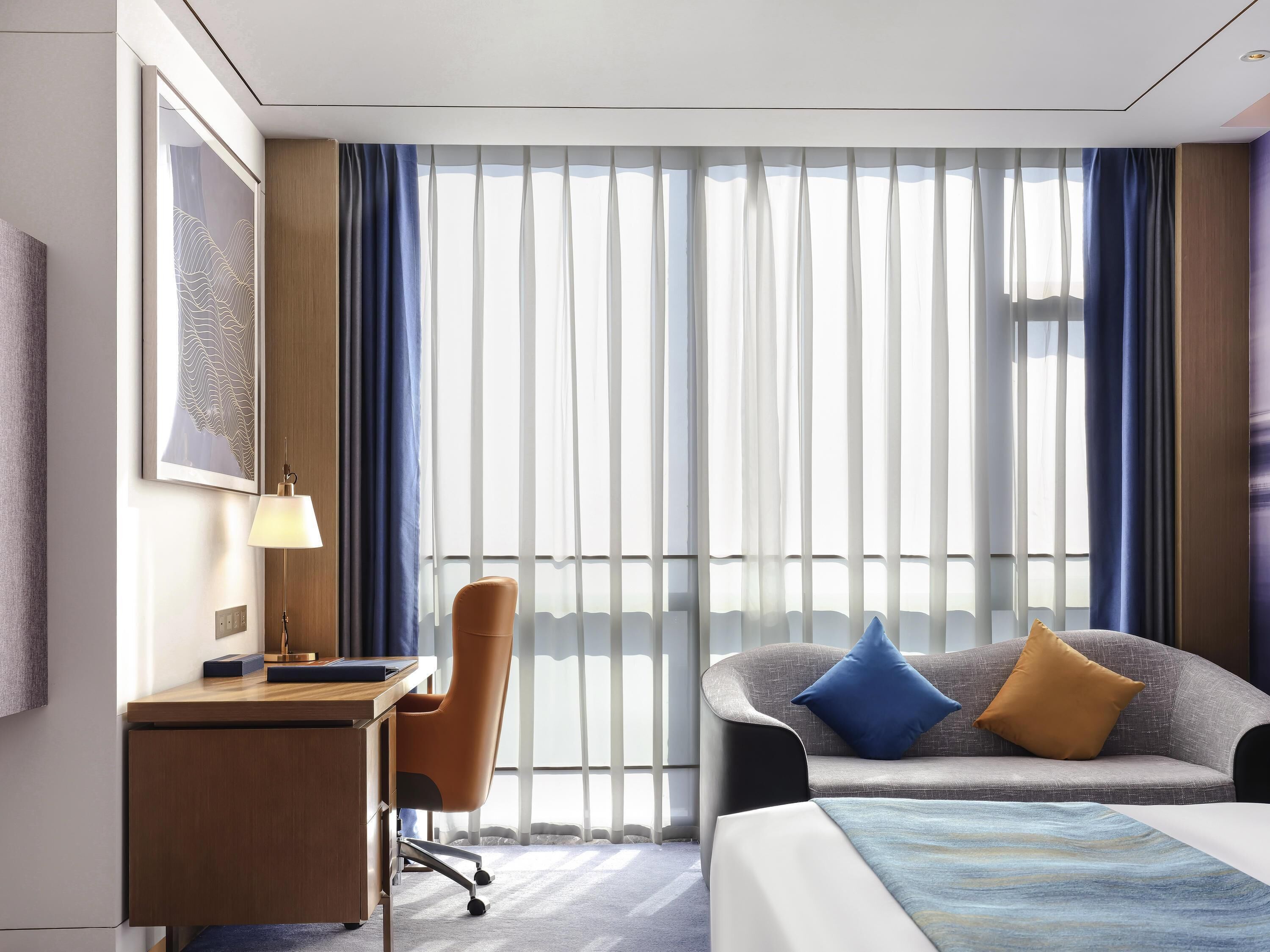 Executive Room, 1 King Bed, Club lounge access