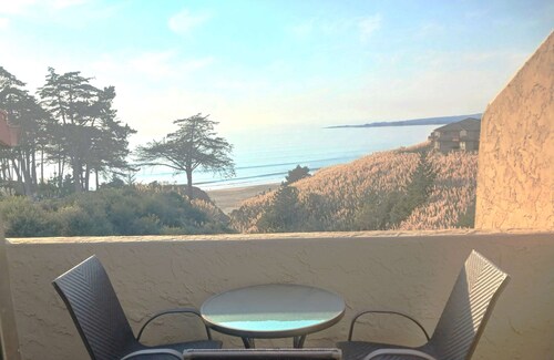 Rare Oceanview Studio Seascape Resort!