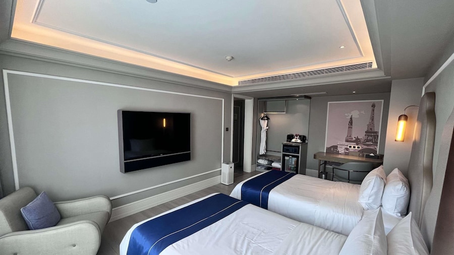 Mercure Harbin Hexing Road