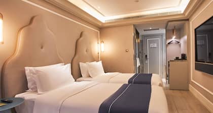 Mercure Harbin Hexing Road