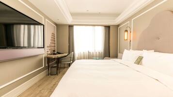 Minibar, soundproofing, free WiFi