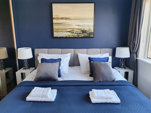 House, Private Bathroom (3 Bed) | 3 bedrooms - Harkwood by Bridgecoast (Poole)