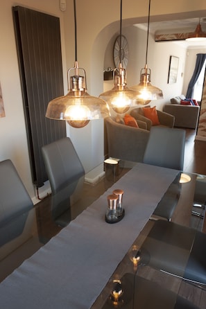 Casa, bagno privato (3 Bed) | Ristorante