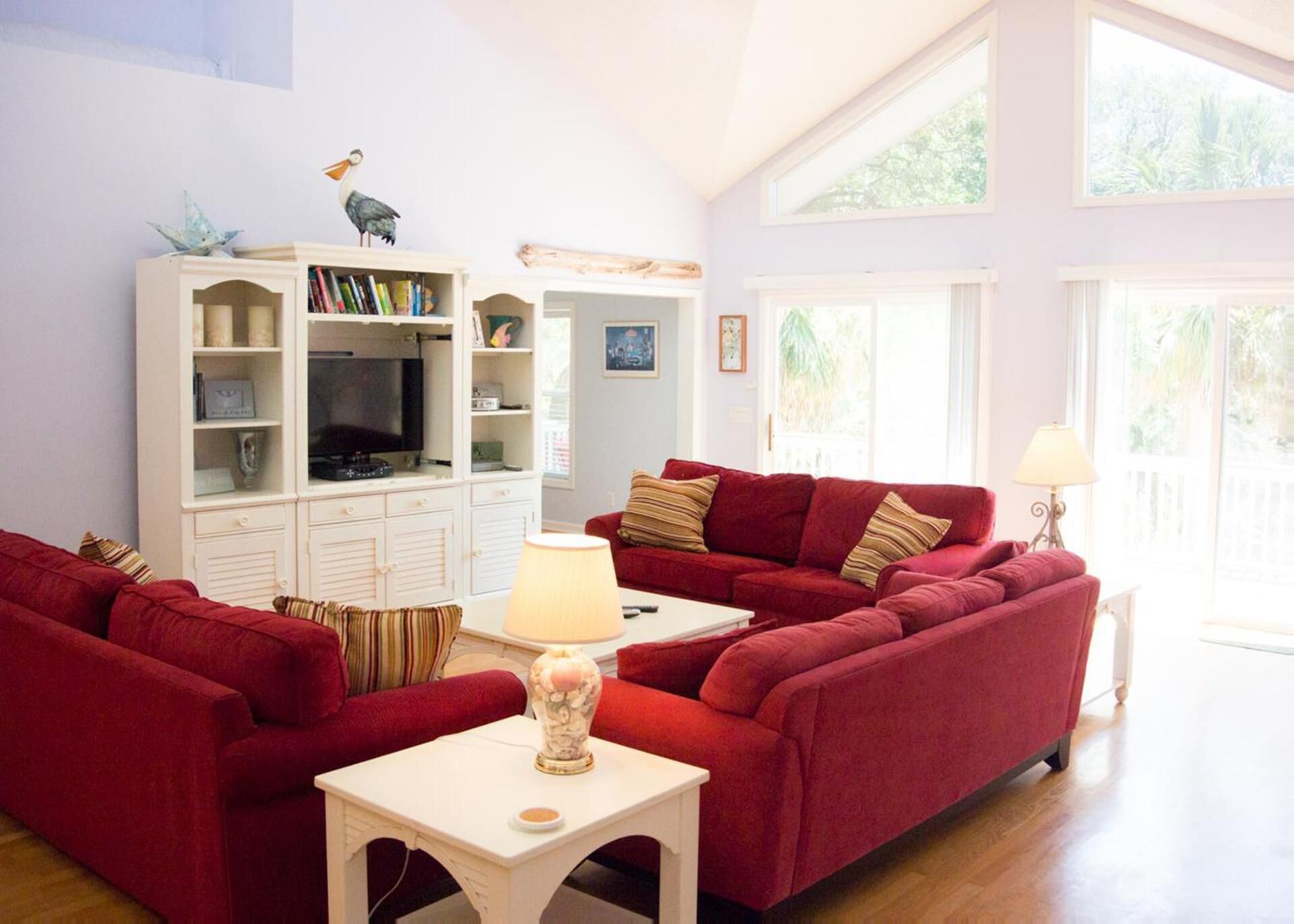 Fripp Island - Paradise Found | Living room | Flat-screen TV, DVD player