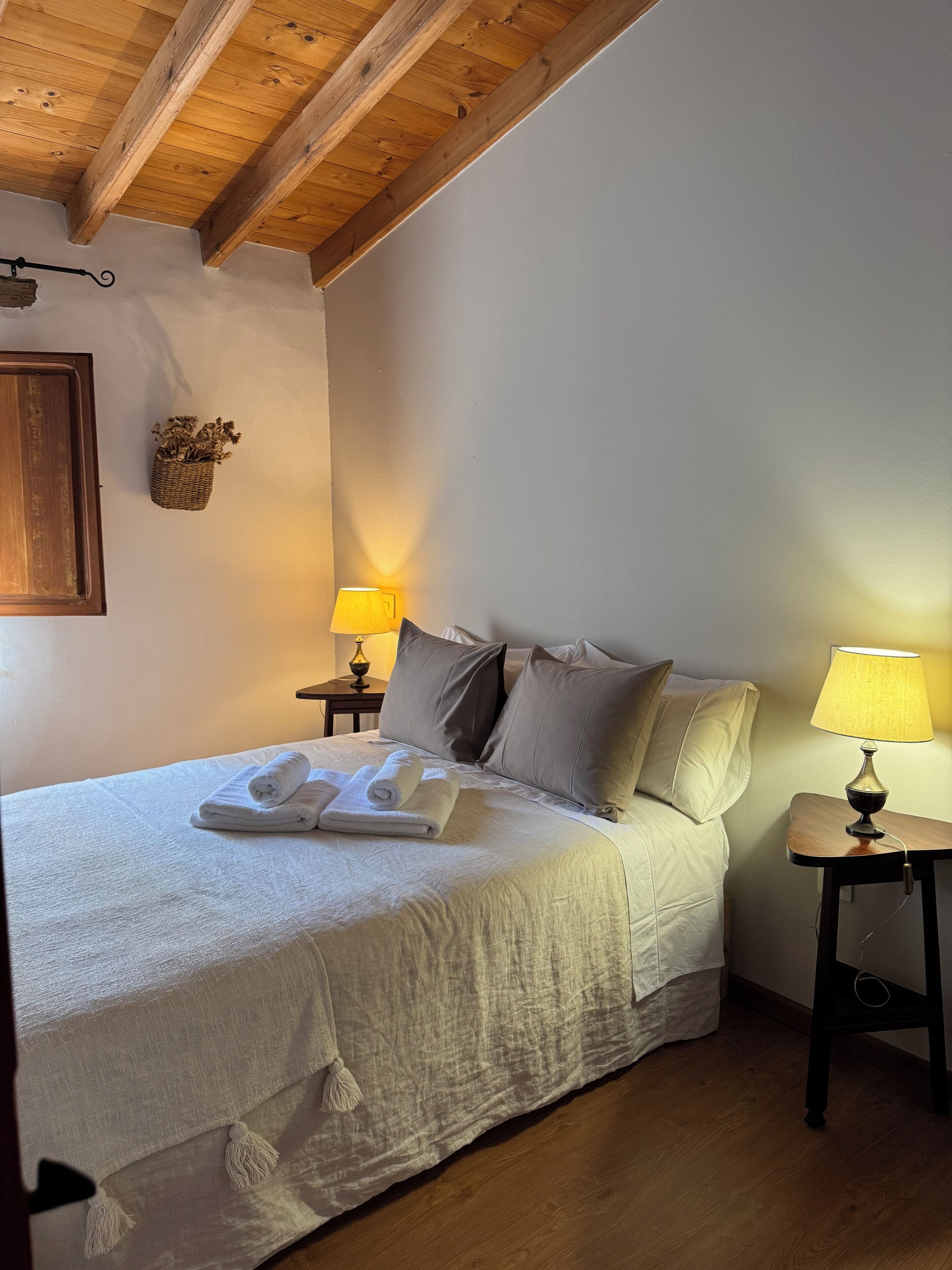 6 slaapkamers, reisbedje, gratis wifi, beddengoed