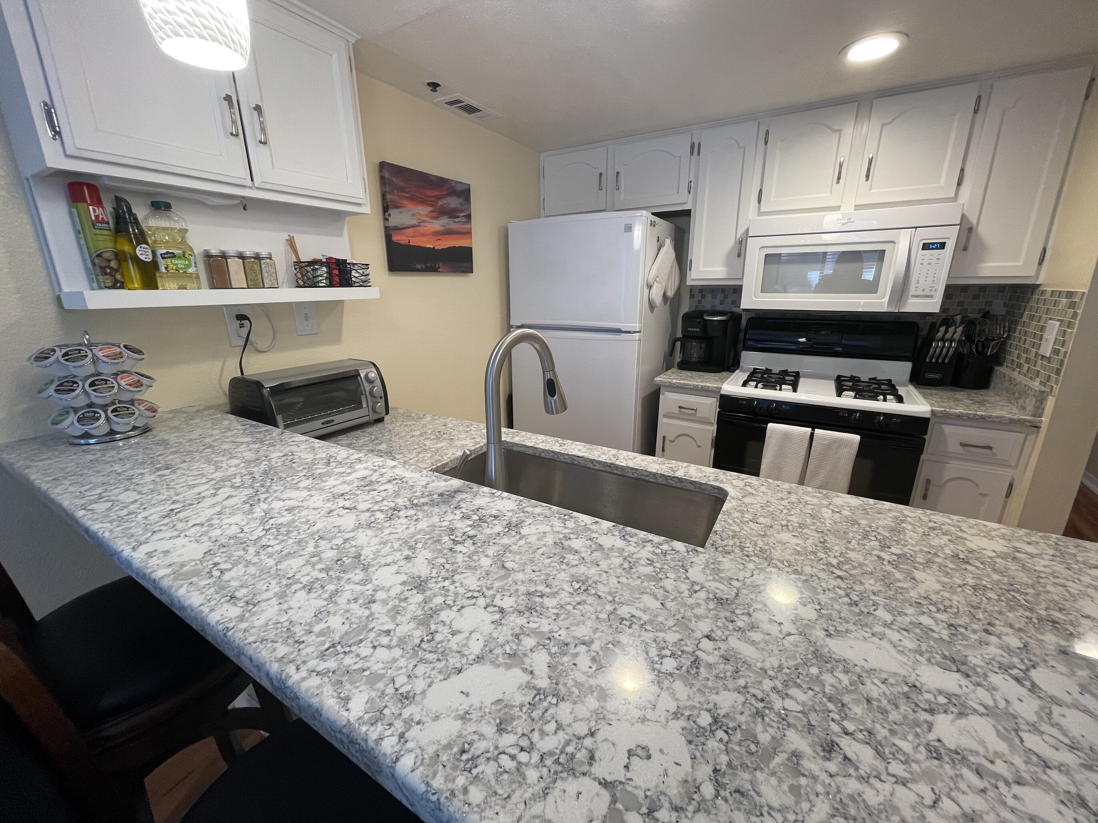 Heavenly Condo Getaway with view of Lake Tahoe